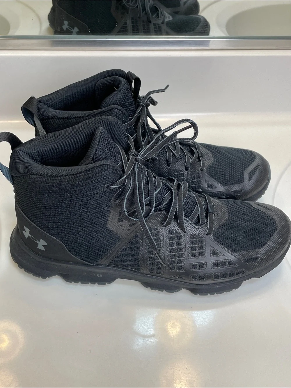 Under Armour Men’s Micro G Strikefast Mid Black Outdoor Tactical Boots